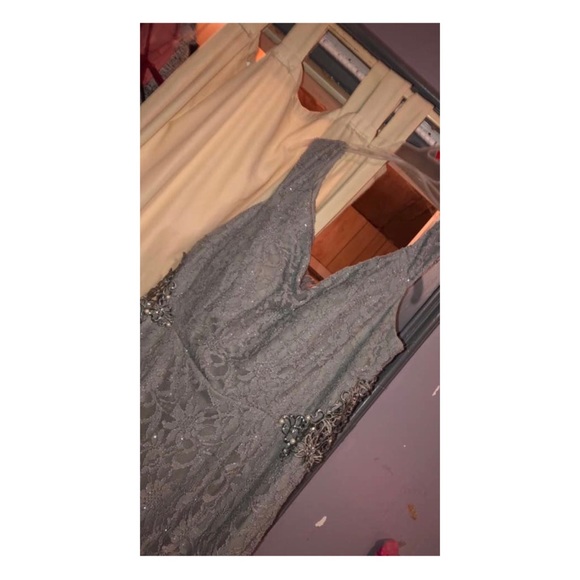 Prom/formal dress - Picture 3 of 3